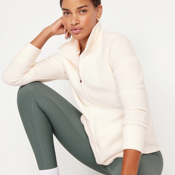 NWT OLD NAVY Microfleece Zip Jacket Color: Creme De La Creme - Picture 4 of 6